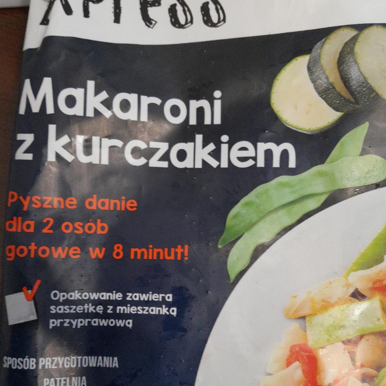 Zdjęcia - Makaroni z kurczakiem Danie Express