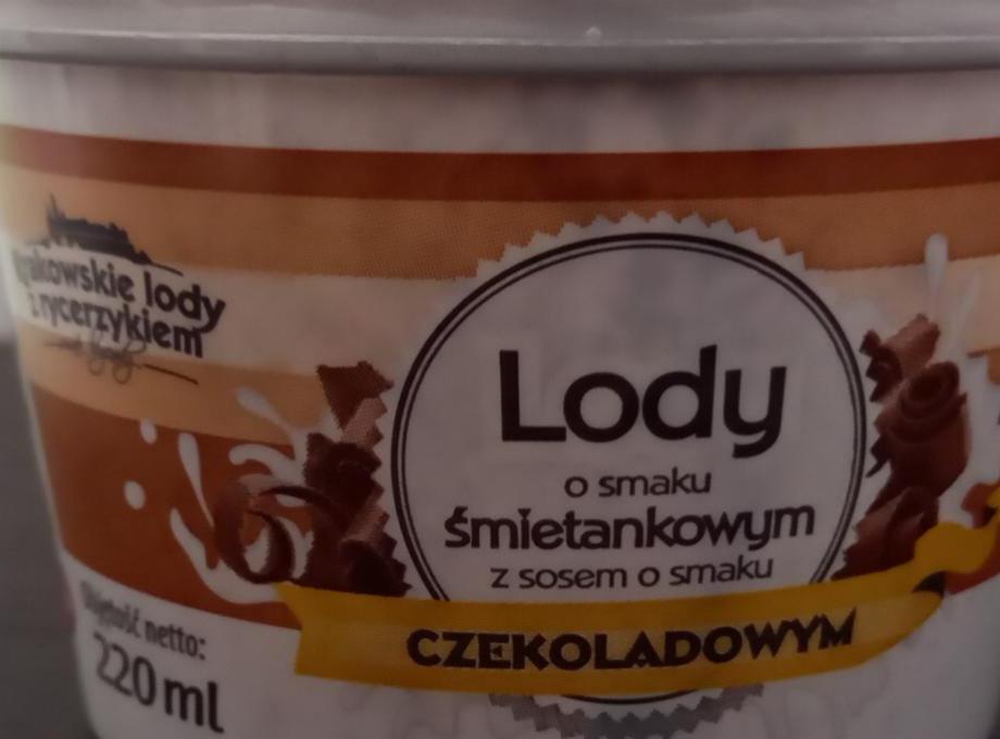 Zdjęcia - Lody o smaku śmietankowym z sosem o smaku czekoladowym Krakowskie lody z rycerzykiem