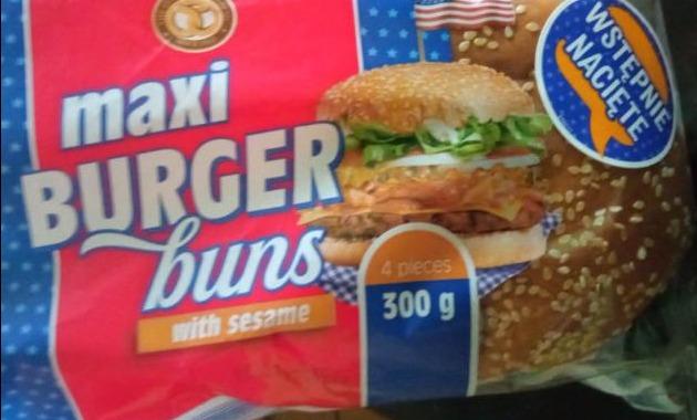 Zdjęcia - Maxi burger buns with sesame Dan Cake