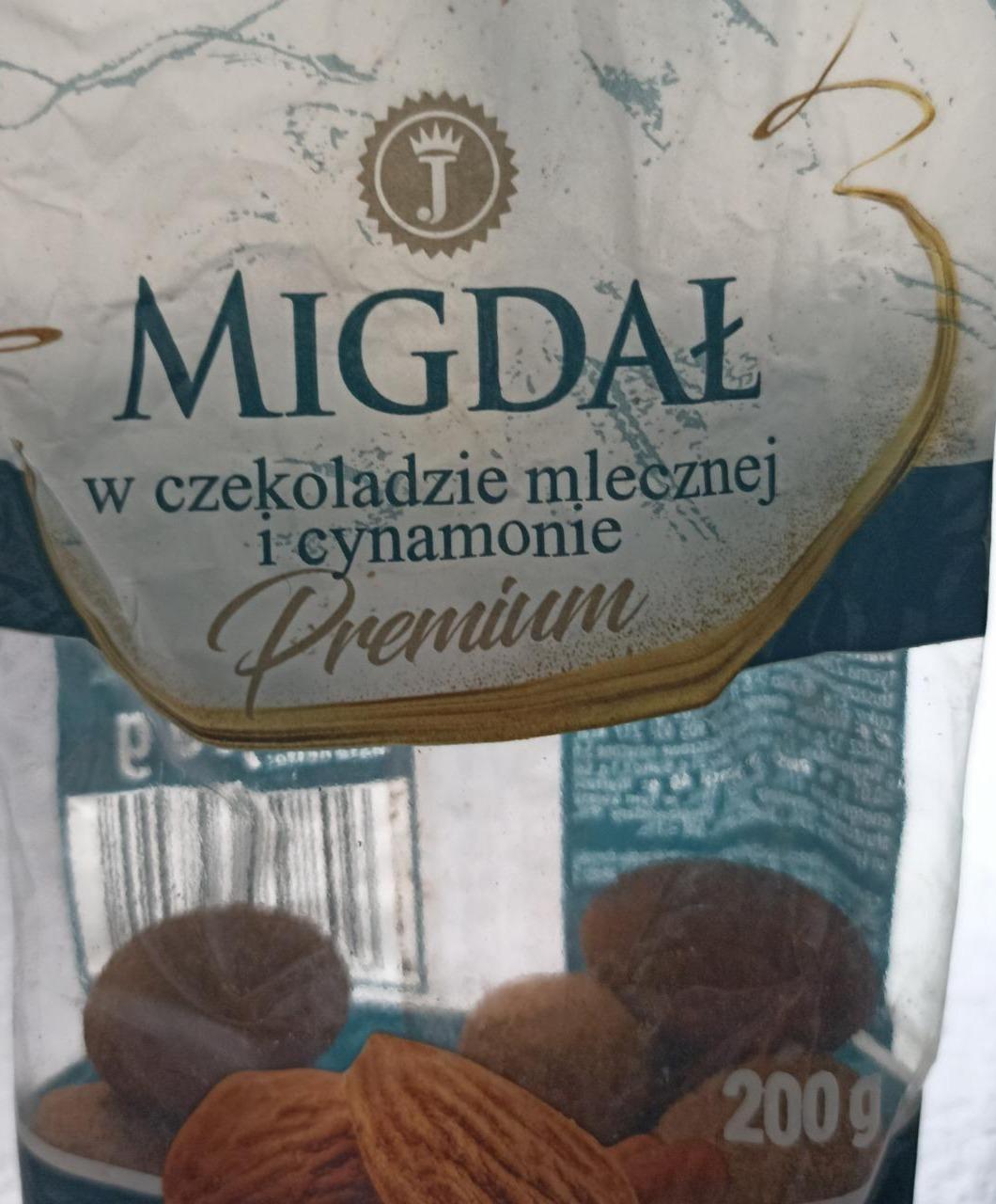 Zdjęcia - Migdał w czekoladzie mlecznej i cynamonie Jutrzenka