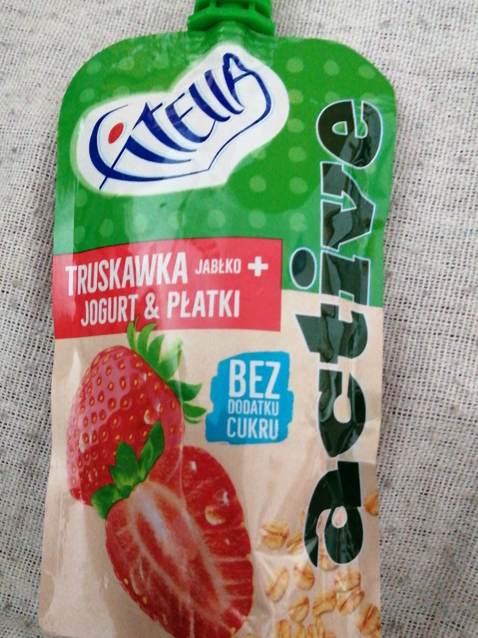 Zdjęcia - Fitella Active Mus truskawka jabłko + jogurt & płatki 90 g