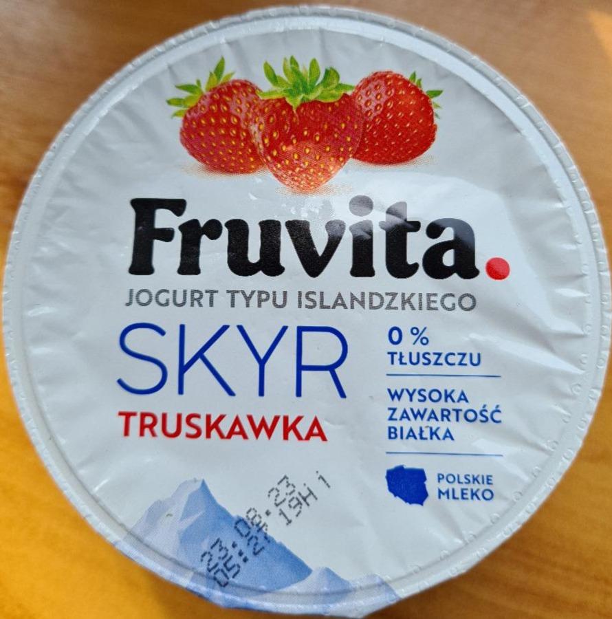 Zdjęcia - Jogurt typu islandzkiego skyr porzeczka Fruvita
