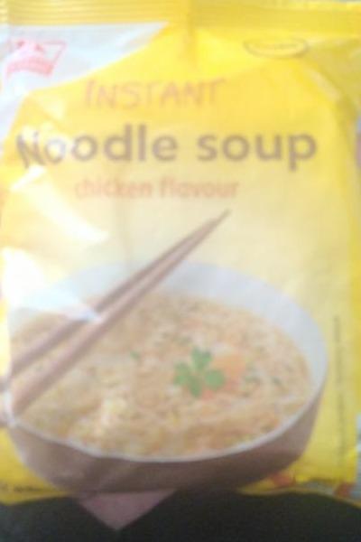 Zdjęcia - Noodle soup chicken flavour
