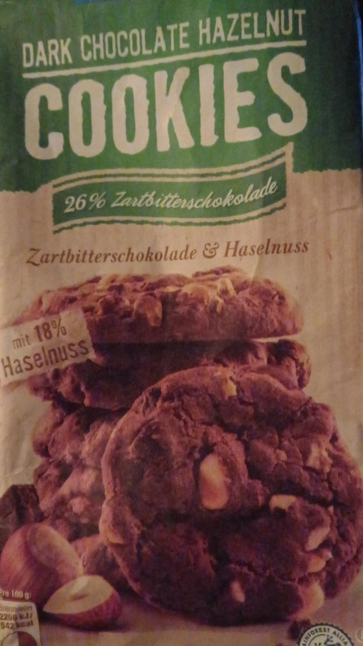 Zdjęcia - Dark chocolate hazelnut cookies