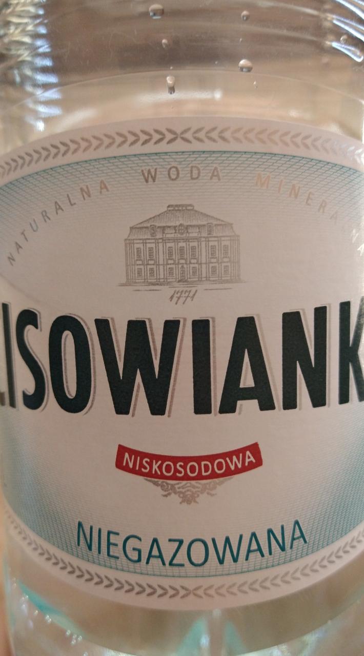 Zdjęcia - Cisowianka niskosodowa niegazowana