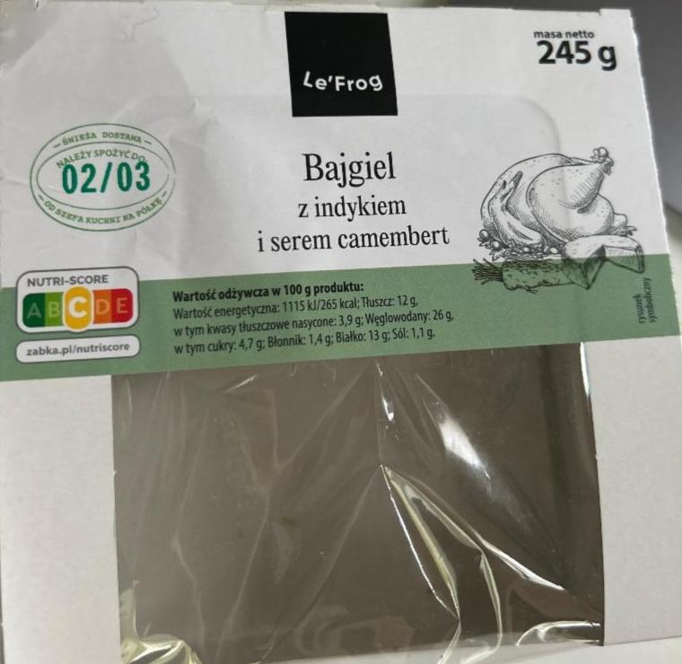 Zdjęcia - Bajgiel z indykiem i serem camembert Le'Frog