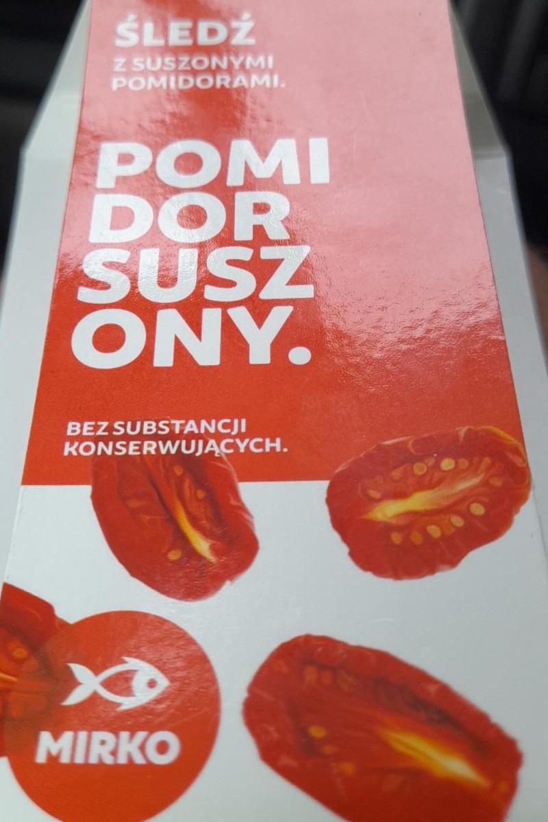Zdjęcia - Śledź z suszonymi pomidorami Mirko