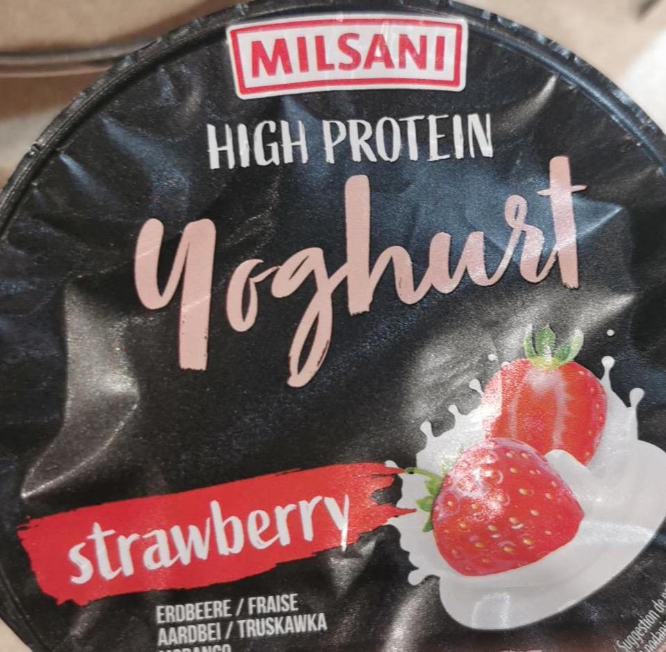 Zdjęcia - High Protein Yoghurt strawberry Milsani