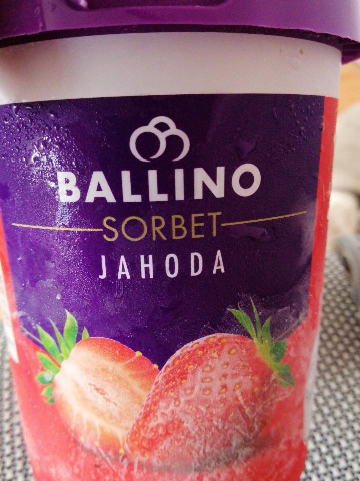 Zdjęcia - Sorbet Jahoda Ballino