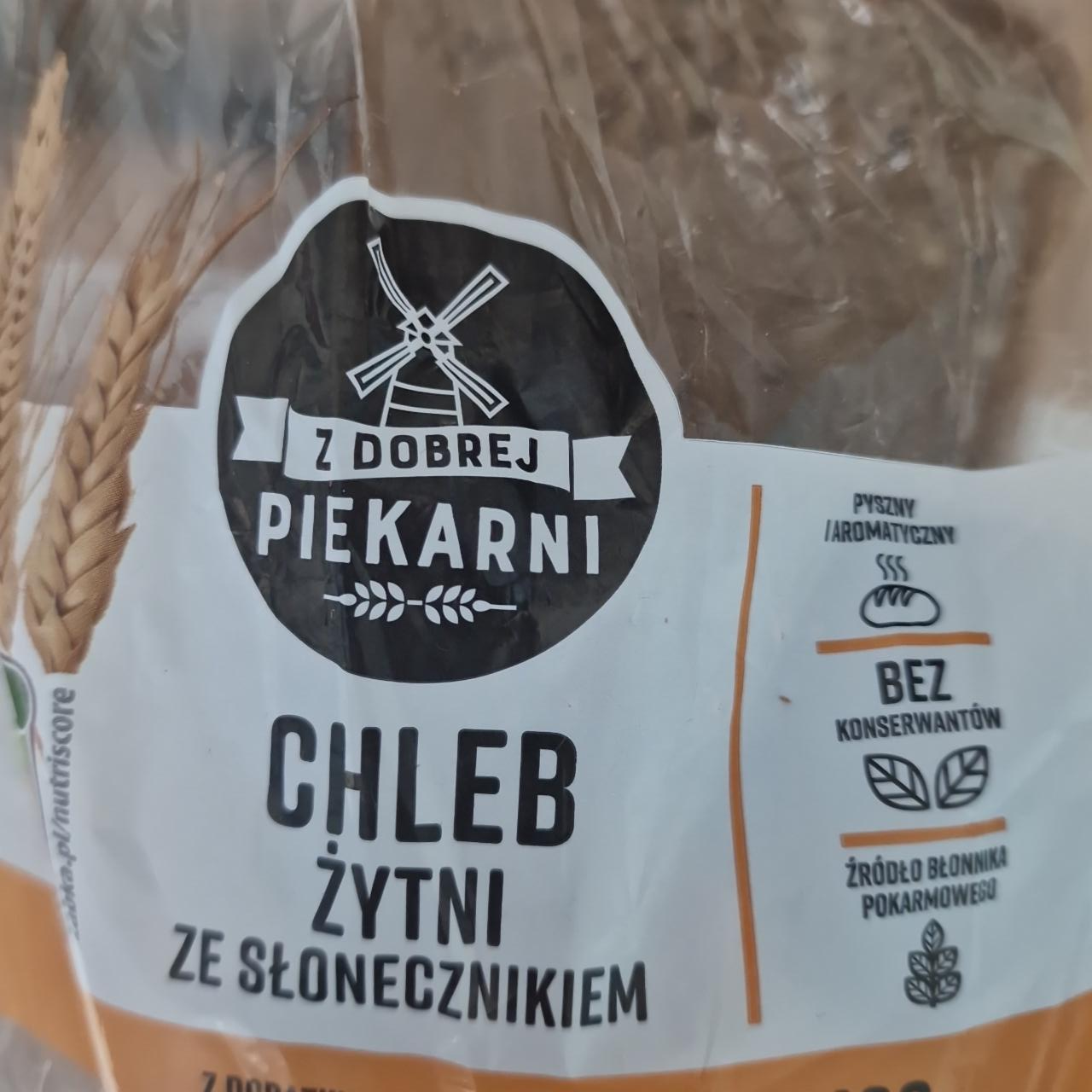 Zdjęcia - Chleb Żytni ze Słonecznikiem Z Dobrej Piekarni