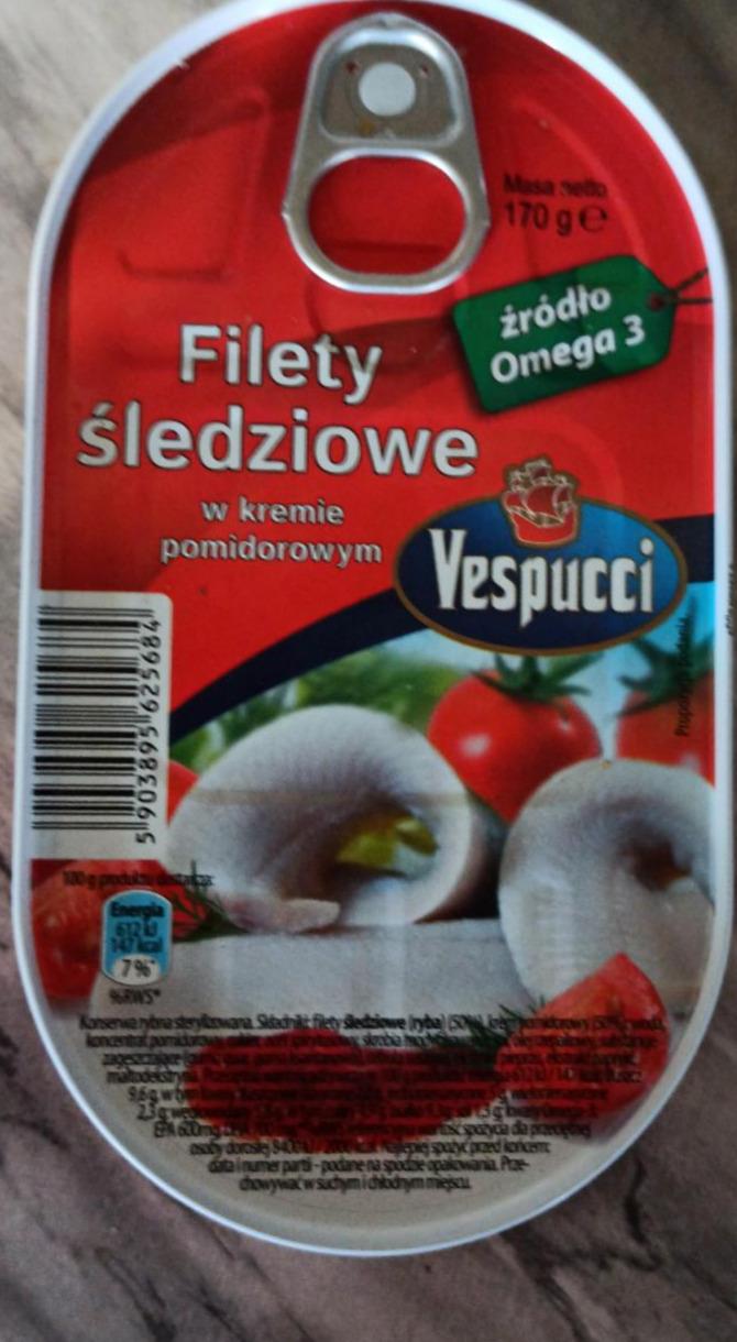 Zdjęcia - Filety śledziowe w kremie pomidorowym