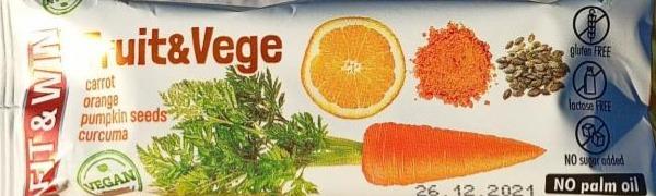 Zdjęcia - FIT & WIN Baton owocowo-warzywny z marchewką, pomaranczą, pestkami dyni