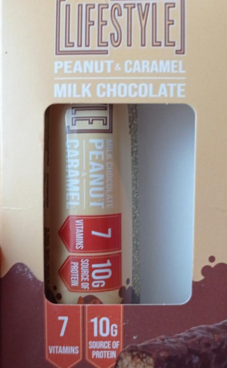 Zdjęcia - Lifestyle Pesnut&Caramel Milk Chocolate