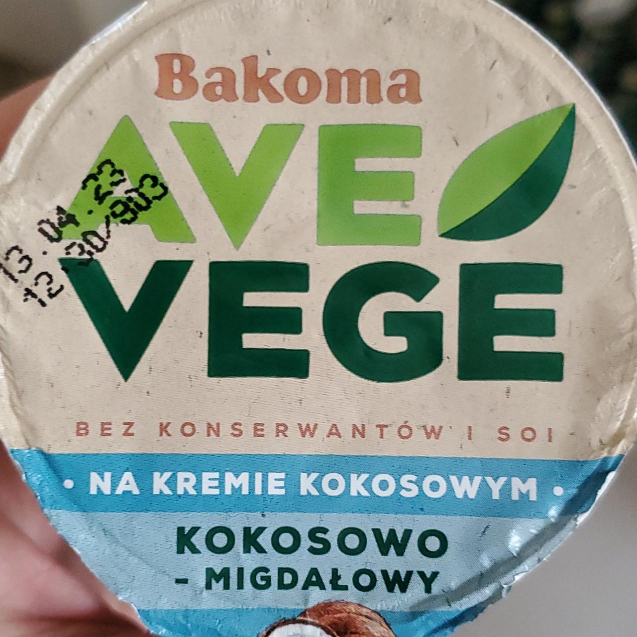 Zdjęcia - Ave Vege Deser na kremie kokosowym kokosowo-migdałowy Bakoma