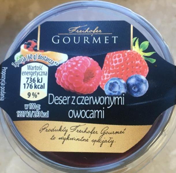 Zdjęcia - Deser z czerwonymi owocami Gourmet