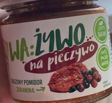 Zdjęcia - warzywo na pieczywo suszony pomidor żurawina