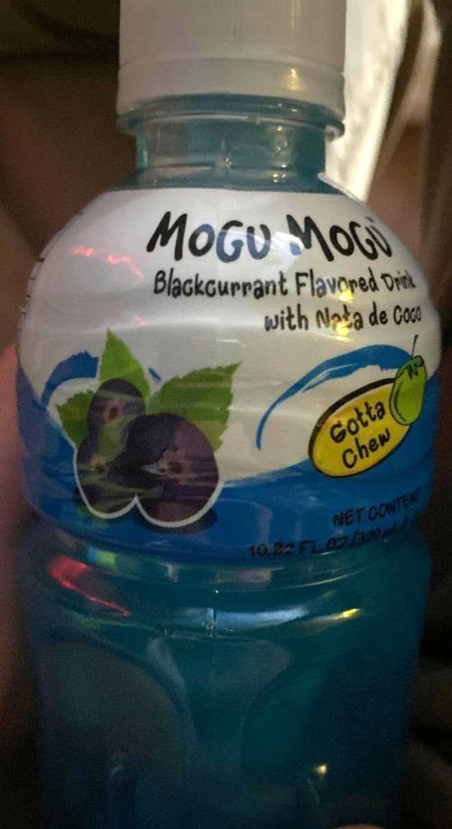 Zdjęcia - Blackcurrant Flavored Drink with Nata de Coco Mogu Mogu