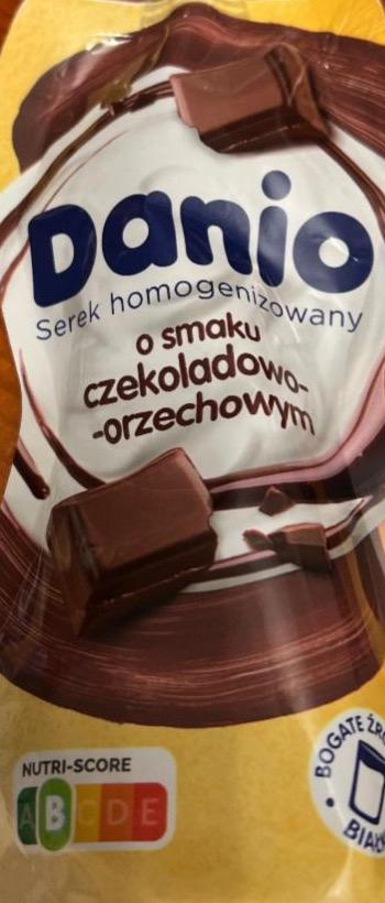 Zdjęcia - Serek homogenizowany o smaku czekoladowo-orzechowym Danio