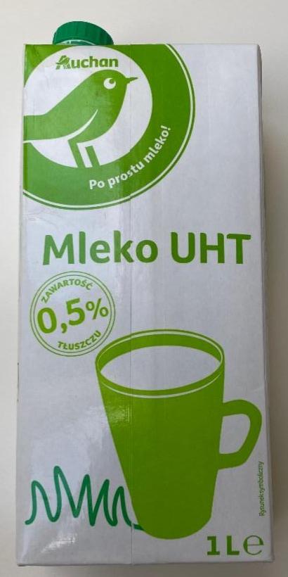 Zdjęcia - Mleko UHT 0,5% (Auchan)