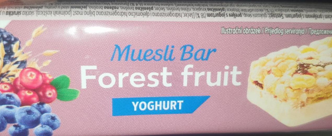 Zdjęcia - Muesli Bar Forest Fruit Yoghurt
