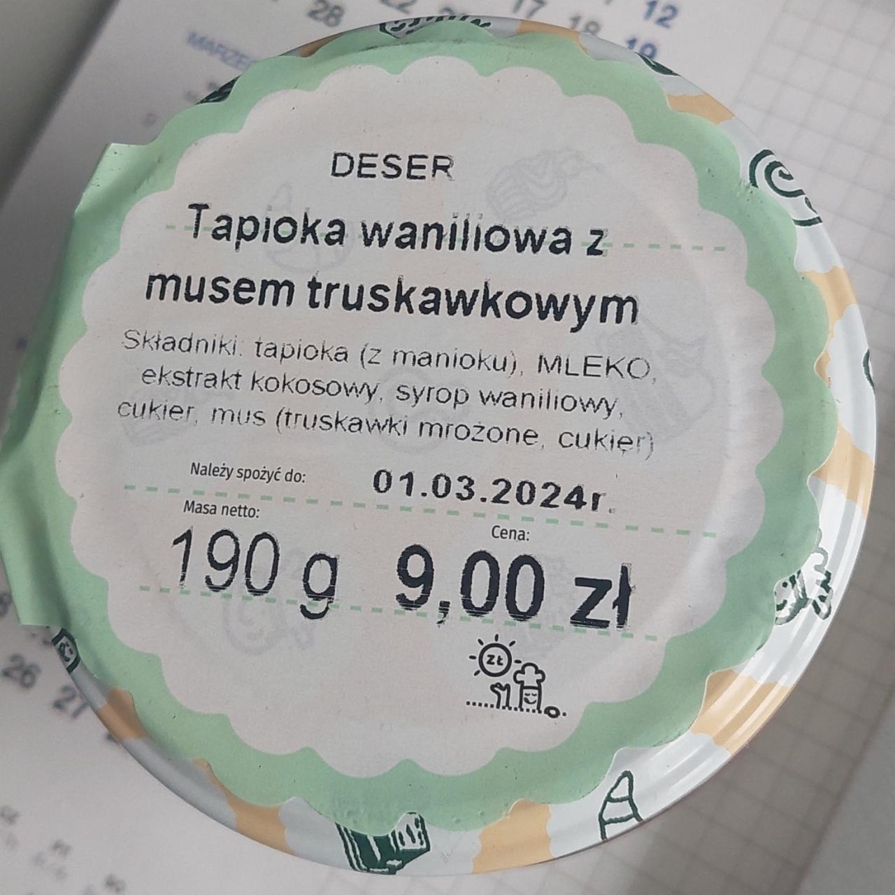 Zdjęcia - Tapioka waniliowa z musem truskawkowym Ślimak