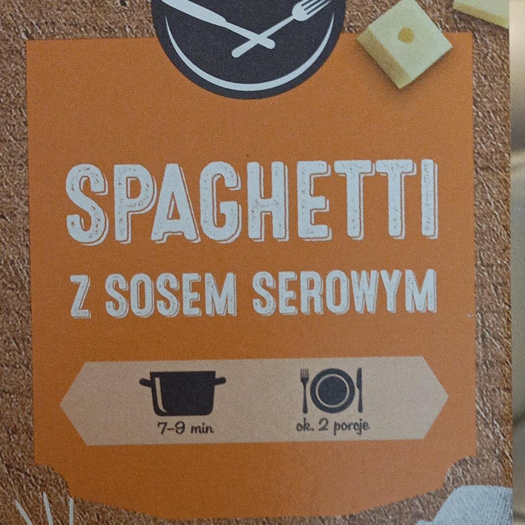 Zdjęcia - Spaghetti z sosem serowym La Finesse