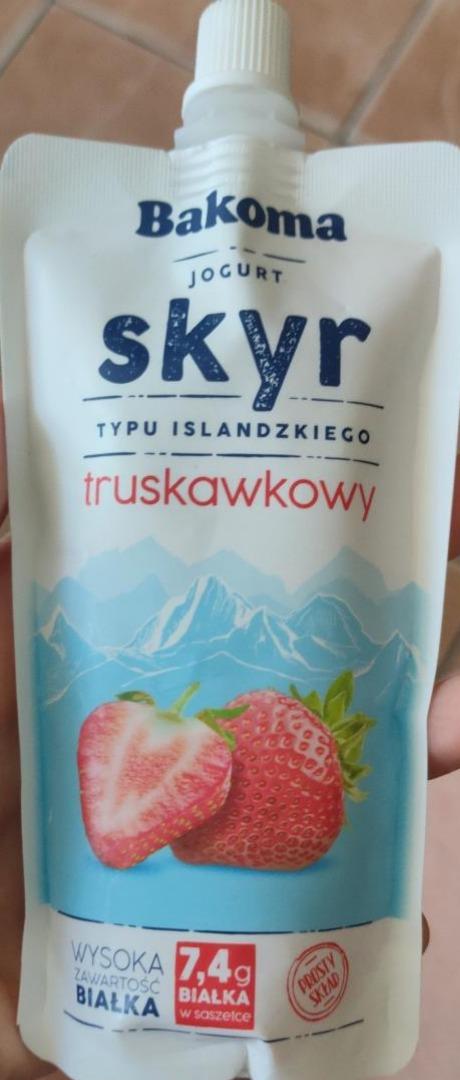 Zdjęcia - Jogurt skyr typu islandzkiego truskawkowy Bakoma
