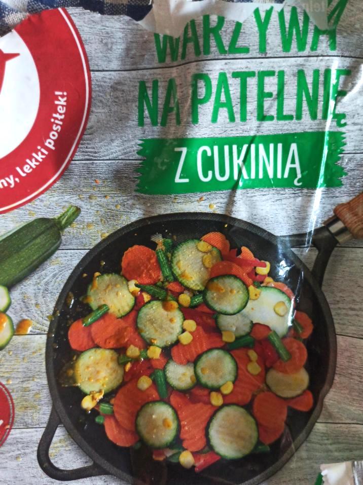 Zdjęcia - warzywa na patelnię z cukinią Auchan 