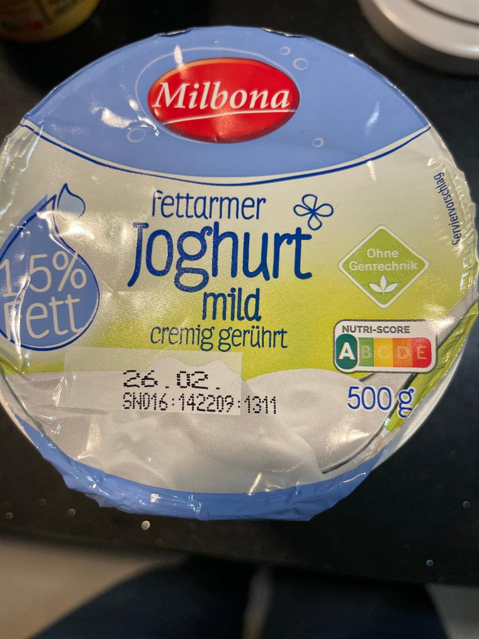Zdjęcia - Fettarmer Joghurt mild 1,5% fett Milbona