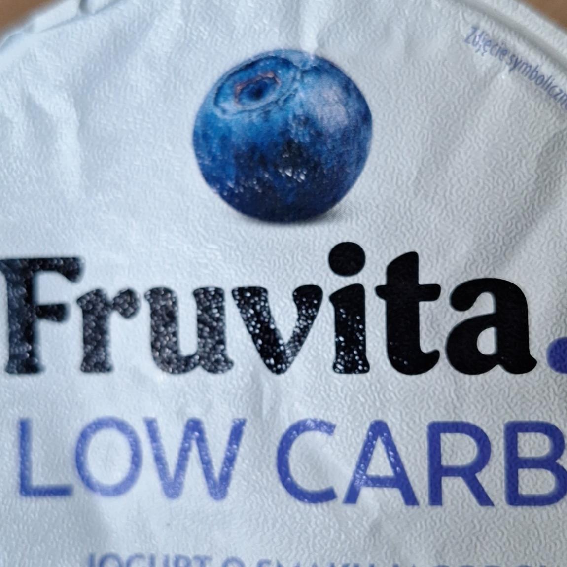 Zdjęcia - Jogurt o smaku jagodowym o niskiej zawartości węglowodanów FruVita