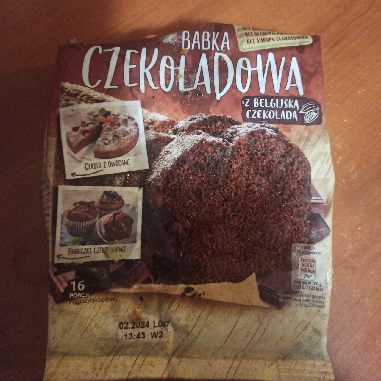 Zdjęcia - Babka czekoladowa Z belgijską czekoladą Dr. Oetker