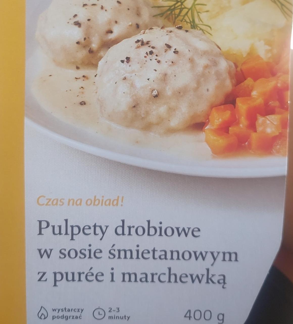 Zdjęcia - Pulpety drobiowe w sosie śmietanowym z puree i marchewką Eat me