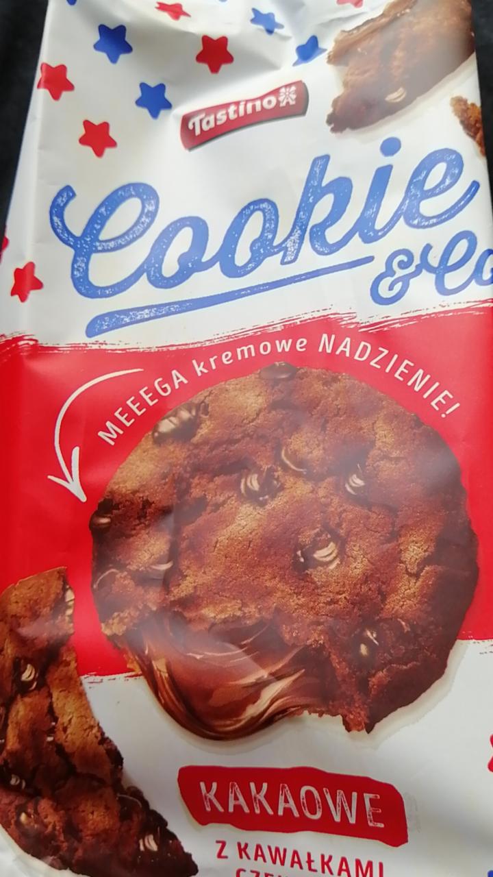 Zdjęcia - Tastino Cookie z nadzieniem i kawałkami czekolady 