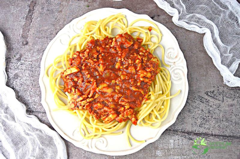 Spaghetti z kurczakiem i kalafiorem